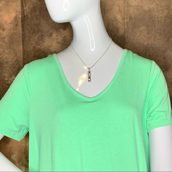 JM Collection NWT Low cross laced back Top Short Sleeve Size M Pistachio Green - Picture 5 of 12